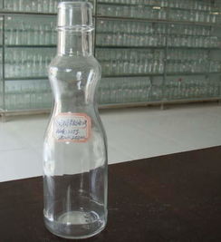 麻油玻璃瓶與白酒瓶 徐州華聯(lián)玻璃瓶公司的優(yōu)質(zhì)產(chǎn)品展示